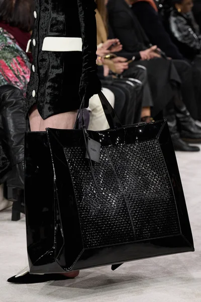 Look 92